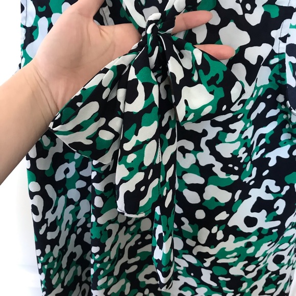 Ann Klein leopard print blouse - Picture 2 of 4